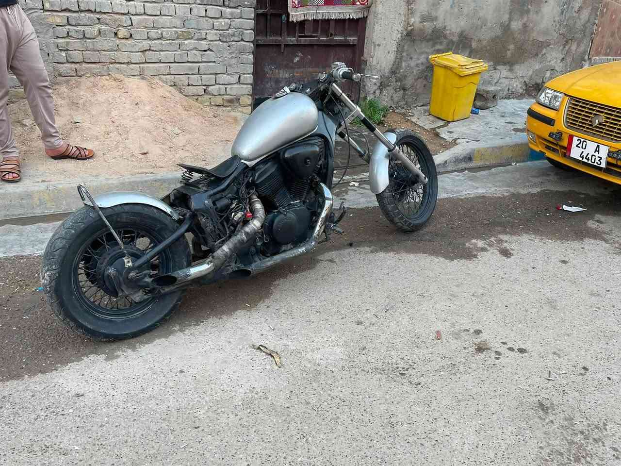 سلام عليكم شباب دراجه ستد 400ssدراجه كلشي ما بيه خليتله دهن زايد وطكن رنكات مال خانه وره ضلت تعمي بلاكات دراجه كلشي ما بيه عده هاي شغله بس اني ابيع كوم حديد لا تكلي شبيه ما بيه دراجه مكاتبه بس اوراق ماكو سعره 450وبيه مجال بصيط مكان دراجه بغداد لتواصل ***********
