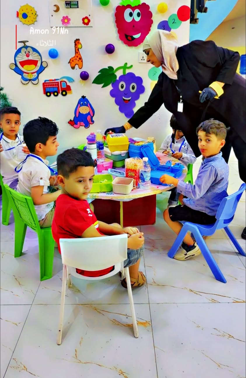 روضة شمس • تغذية جماعية • ام الخيل