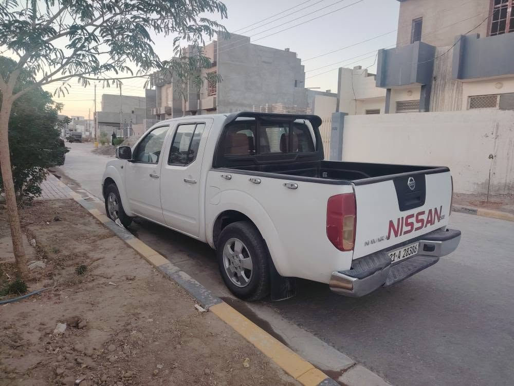 للبيع فقط بدون مراوس
نيسان نيفارا ٢٠٠٩
محرك تويوتا ملكة ٣٠٠٠
تحوير كلار المحرك كامل مع التفرعات والكير حت الراديترات والتبريد ملكة 
صبغ باب البدي الخلفي فقط
رقم سليمانية تحويل مباشر
المكان سامراء
*********** سامراء, صلاح الدين
