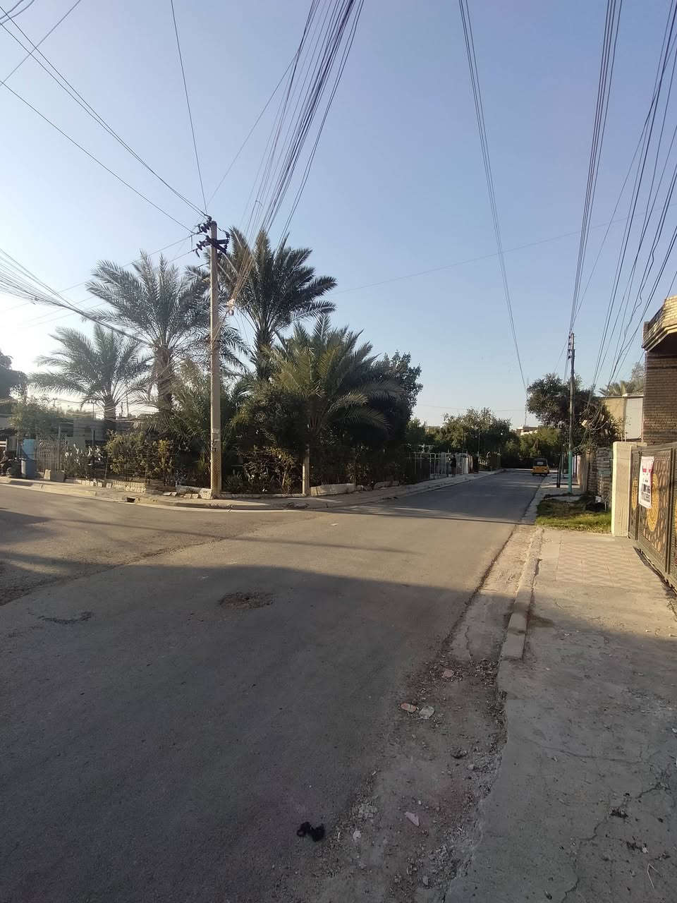 🏠 للبيع 200 متر دار سكنية
📍 الموقع: حي الجهاد – قرب جامع النور

🔹 المساحة المعروضة للبيع: 80 متر
🔹 مساحة الدار الكلية المعروضة للبيع: 200 متر
🔹 الدار قابلة للقسمة

📌 موقع مميز 

💰 السعر مناسب وقابل للتفاوض للجادين

📞 للاستفسار: مراسلة 
***********
