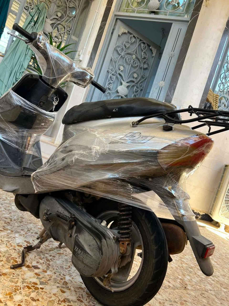 سلام عليكم
متوفر بيجي كلمن وسعرها بيهن مفتوحه بس بستم وبيهن بوشه وبستم وبيهن ما مفتوحه كلمن وسعرها 

متوفر نضام الاقصاد والنقد 

للستفسار ***********
