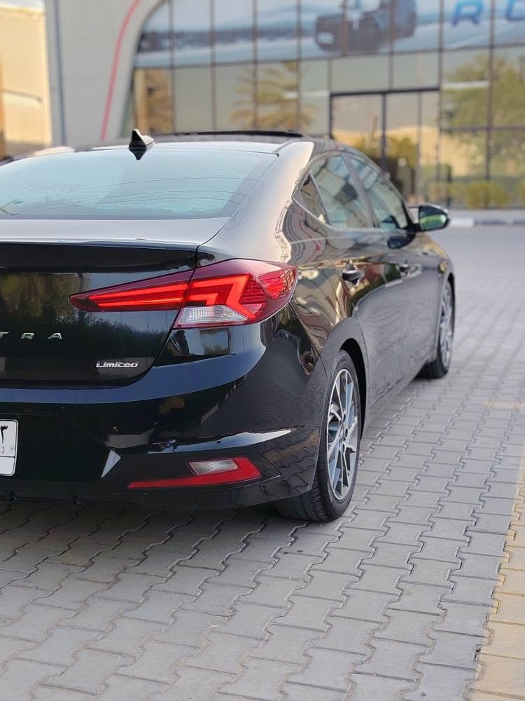***********.             limitted النترا 2020
1/1 فول امريكي
مواصفات لمتد يعني فول للأخير
السعر 118$ بيهه حك الجيه
سلایت روف فتحه 
بصمة + بصمة أبواب بصمة صندوق
ه رادارات جانبيه وخلفي وامامي
(تحديد المسار)
نقطة عمياء + اشاير بالمرآه الجانبيه
قيادة ذاتية + قيادة ثلاث وضعيات
لدات لايت أمامي لايت امامي 4
عدسات زنون
بك لايت ليد
فول تحكم جهتين استيرن
دشبول ملون شاشة اعطال ملونه
کشنات كهرباء + جلد + تدفئه كشنات
امامي وخلفي
كاميرا امامية تحديد مسار
اشاير مري مانع انزلاق نظام ترکشن
فتح الصندوق الذكي عند الاقتراب
ترحيب عند الاقتراب أضواء
شحن وايرليس لاسلكلي للموبايل
ويكلب 17 بلادي مال لمتدد
شاشة كبيرة 8 انج + GPS + بوصله
+ كامره خلفية دواره
تبريد شاشة دبل فريز منفصل ثلج
محرك 2000 دوووش المرغوب
ماشية 113 وبيه بعد كثير موصفات
سستم صوت انفتي 9 سماعات دمام
امامي خلفي ***********
بعد 4 شهر تصير حره معوقين رقم بغداد
الضرر بنيد فقط بدون دواخل
مكان السياره النجف
*********** النجف, العراق
