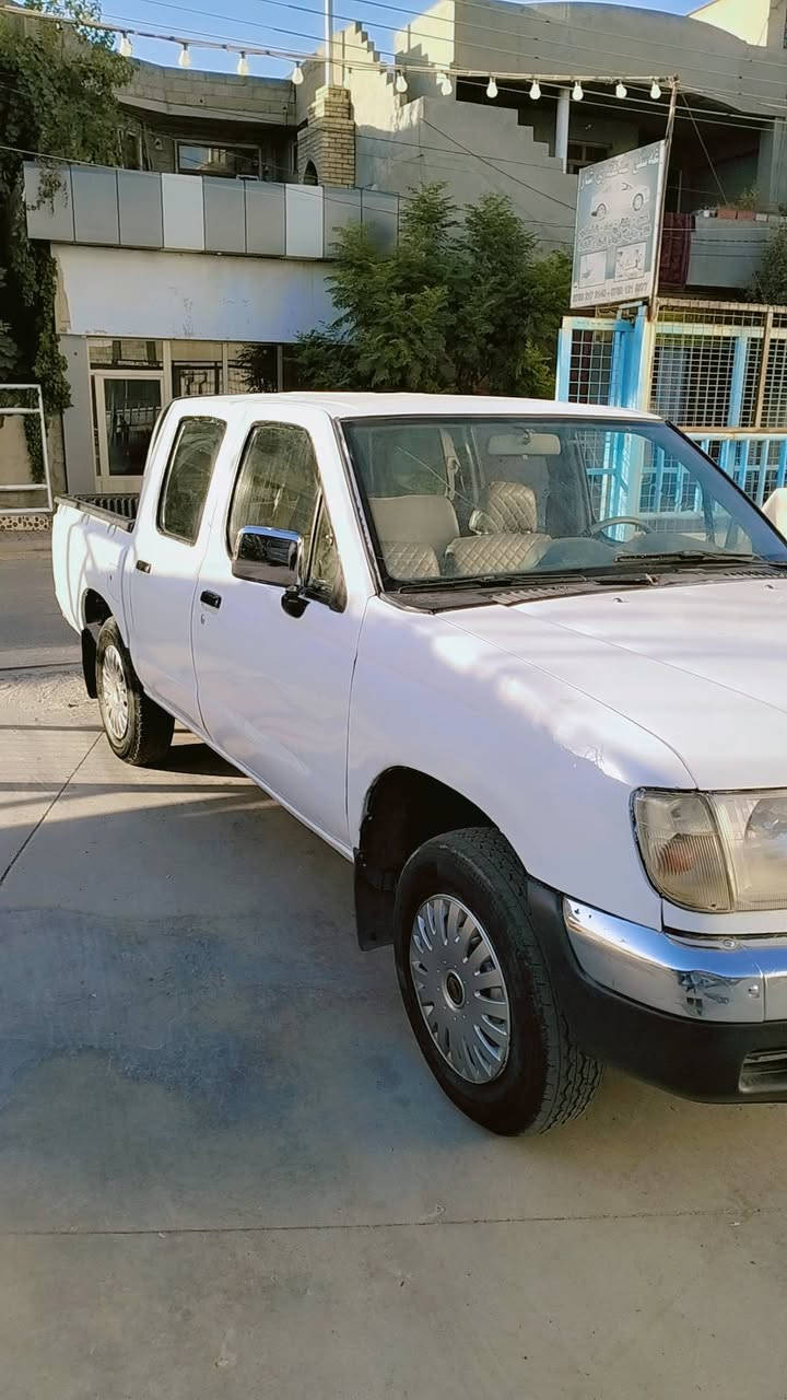 دەبڵ نیسان 2002 ساخ علوج
بەشەرتی گێڕو مەکینە تەبرید و پاوەر دەعم و لێدراوی نییە سەیارەکە توندو تۆڵەو بێمەسروف گۆڕینەوەش دەکەم
 47 گەڵاو مەجال  ***********
