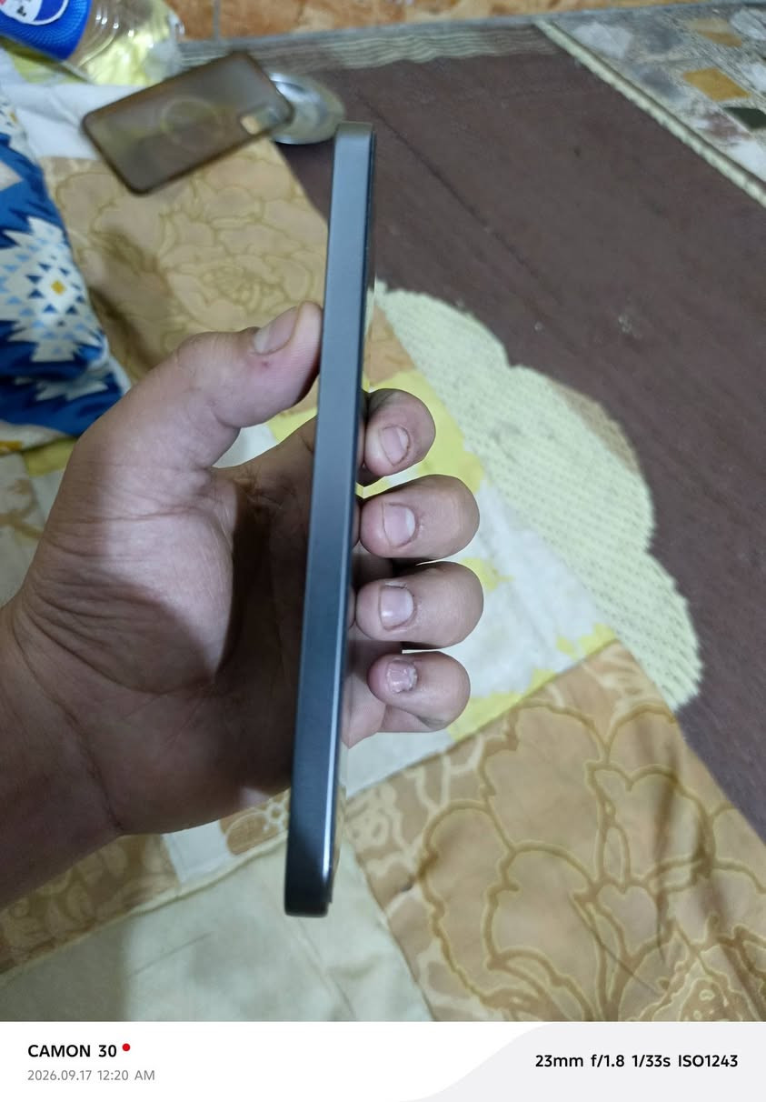 السلام عليكم المعرف لا يعرف
انفنكس جي تي 30 معروفه مواصفاته 
شاشه 144
معالج. قوي
شحن 45
اضويه ار جي بي خلفيه
يجي ويا كارتونه و3كفرات وبي لزكه ما بي كسر بل شاشه 
اريد اراوسه بايباد قوي او ابيعه تقيم واذا عحبني سعرك ابيع ولتذكير اراوسه بايياد قوي مو ايباد من زمن جدي 
مكاني بغداد رقمي، ***********

نص مكتوب في الصور:
- CAMON 30
- 2026.09.17 12:20 AM
- 23mm f/1.8 1/33s ISO1007
- 23mm f/1.8 1/33s ISO1243
- CAMON 30 • 2026.09.17 12:20 AM 23mm f/1.8 1/33s ISO1070