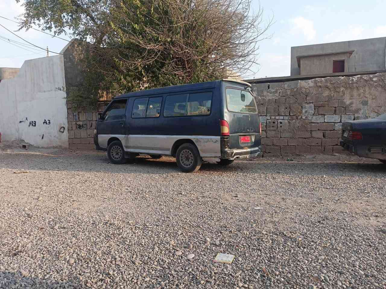 سلام علیکم هاورییان.هوندا ئارم مودیل ١٩٩٧. مەکینەی ٤ بستۆن بیلاد بەنزین سیاریەکی پاکو بێ کێشەیە نرخی ١٥ وەرەقە معامەلەی دۆستانەی هەیە ***********
