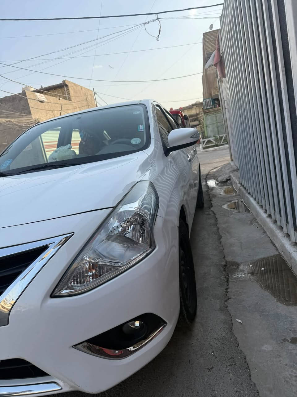 السلام عليكم نيسان صني موديل 2024 بسمي تحويل مباشر بيهه رصعه وحده باب لصدر سياره نضيفه علا وضع الشركه عارضه 118وبيهً مجال مكان السياره البلديات ***********
