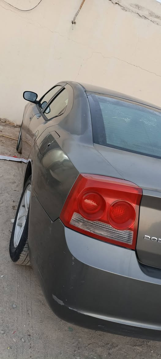 سياره جارجر مديل 2010
محرك 3600 محرك نضيف كلش ونشط 
دواخل كلش نظيفه 
كشر حلو شوف العين 
تخم تاير سياره حلوه وكاعده كهرباءيات كلها شغاله(بس الكير مرات تجي النمر ٣و٤ اومرات ماتجي شغله كهرباءيه او كير مااعرف متومه اصولي السعر 30ورقه اوبيها مجال بيع او مراوس اسف على لاطاله تفاصيل خابرني على هذا الرقم👈 ‏‪***********‬‏  
ما متواجد بل ماسنجر
