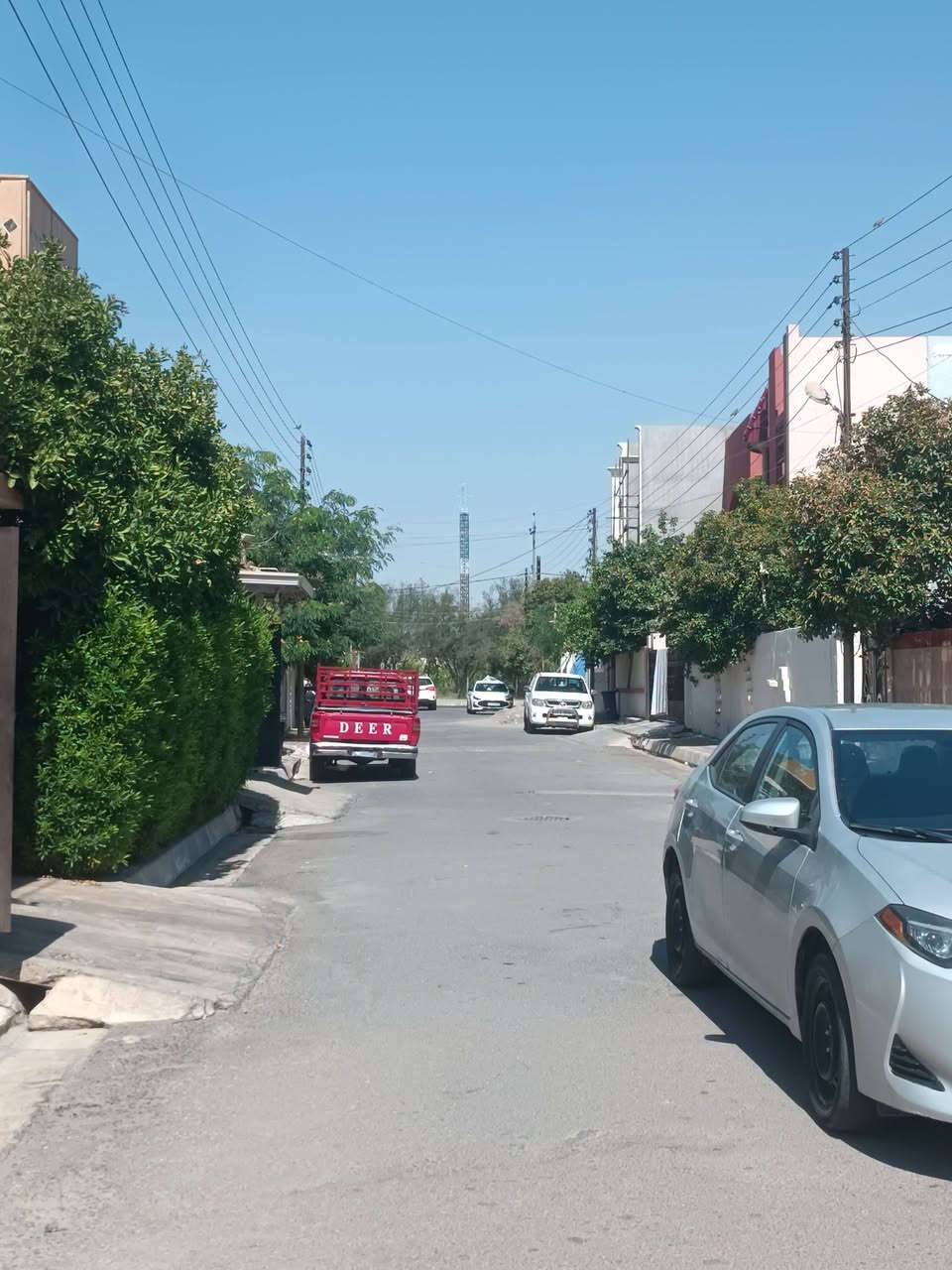 قطعه ارض للبيع طابو صرف
المساحه 150 متر واجهه 7،5 في 20
موقع مميز جدا منطقة هادئة وراقيه حي عدن خلف معبد الصابئه
للاستفسار الاتصال ***********☎️
