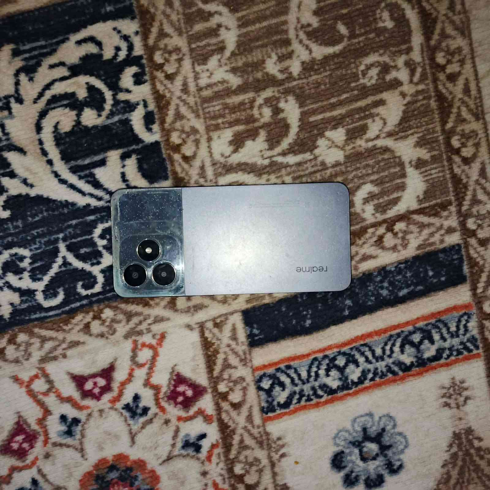 موبايل للبيع نضافه مابي شي بس شاشه مبدله ولباقي مكفول سعر الجهاز 85 وبي مجال رقم 
***********
