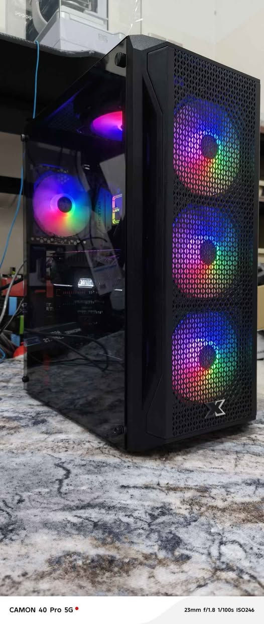 سلام عليكم
Nrx 395$

GPU: GTX 1080 8GB X3 FAN ZOTAC RGB PUSH THE LIMIT
CPU: iNTEL i5 9600K 6CORE 6THREAD 
RAM: (2×8) 16GB TEAM GROUP 2400MHZ 
HARD: SSD 256 GB BULLET
MB: MAG B365M MORTAL (MSI) 
COLER: LIQUID X1 FAN RGB (ALSEYE) 
POWER SUPPLY: 650W 80PLUS PERFORMANCE 
CASE: (BLACK) X4 FAN RGB (XIMMATEK) أربيل, العراق
