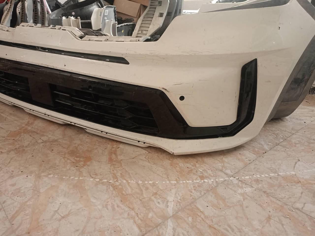 متوفر دعاميات امامي وخلفي سورنتو 21.22.23 بسعر 100 الف بغداد الدورة ***********
