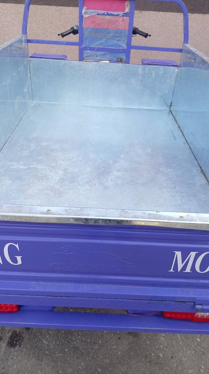 سلام عليكم ستوت للبيع كفالة عامه جديدة على نظافة الشركة السعر خاص ***********
