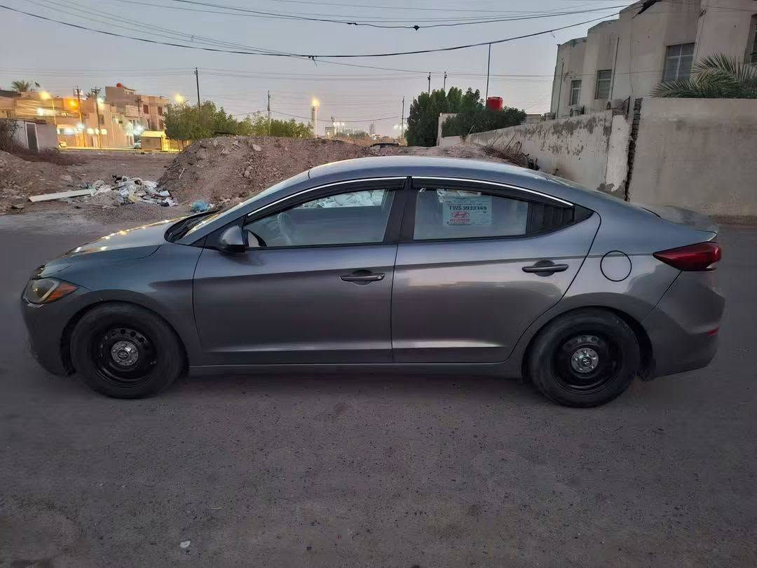 النترا ٢٠١٨ وارد امريكي
محرك ٢٠٠٠دوش كير AT 
كير مكينه كفاله+ بدون فتح
 تبريد ثلج صدر جديد
فول تحكمات شاشه كار بلي + كامرا
كروز مثبت سرعه كشناج جلد ارضيه جلد 
السياره كلش نظيفه وعلى ايدي
السونار بالمنشور السياره (بدون اي دواخل وبدون ايرباكات)
ولا سيرفز مشتغل بالسياره 
رقم جديد وباسمي تحويل مباشر 
السعر ١٠٨ مكاني بغداد الغزاليه 
هاتف *********** بي واتساب
