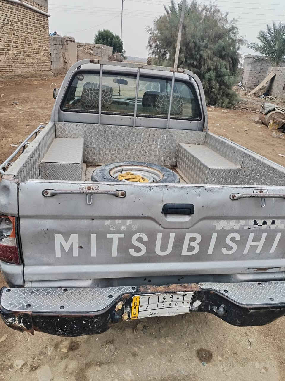 السلام عليكم مسبوشي 2002 رقم نجف بسمي تريد تحويل تريد وكاله كشرهه مكفول لاصبغ لا معجون ولا تبديل تايرات 2 بجيس و 2 نص عمرمكينه كاز بلاد بيهه تنقيص باتري تعبان شويه لئن السياره واكفه سعرهه 40 وبيهه مجال مكاني قضا الفجر ***********
