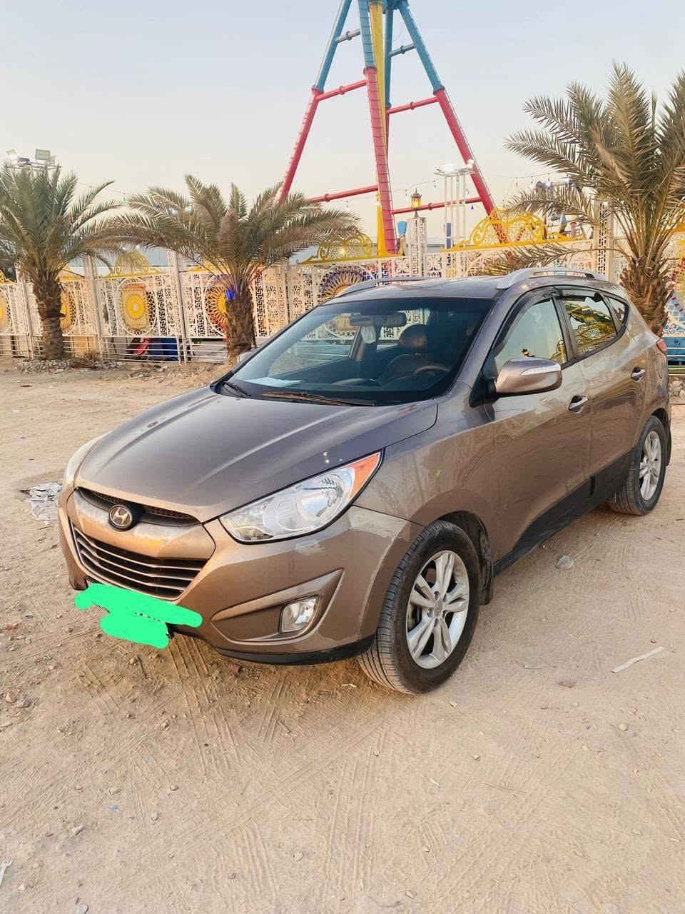 توسان امريكي ١٣ ضربتها خفيفه جدا موضحه بالصور السياره بلاديه كلها مكينه كير بلاديات مامفتوحات ابد السياره نظيفه سعرها ١١٠ بيها مجال بسيط مكانها كربلاء للاتصال*********** كربلاء, العراق
