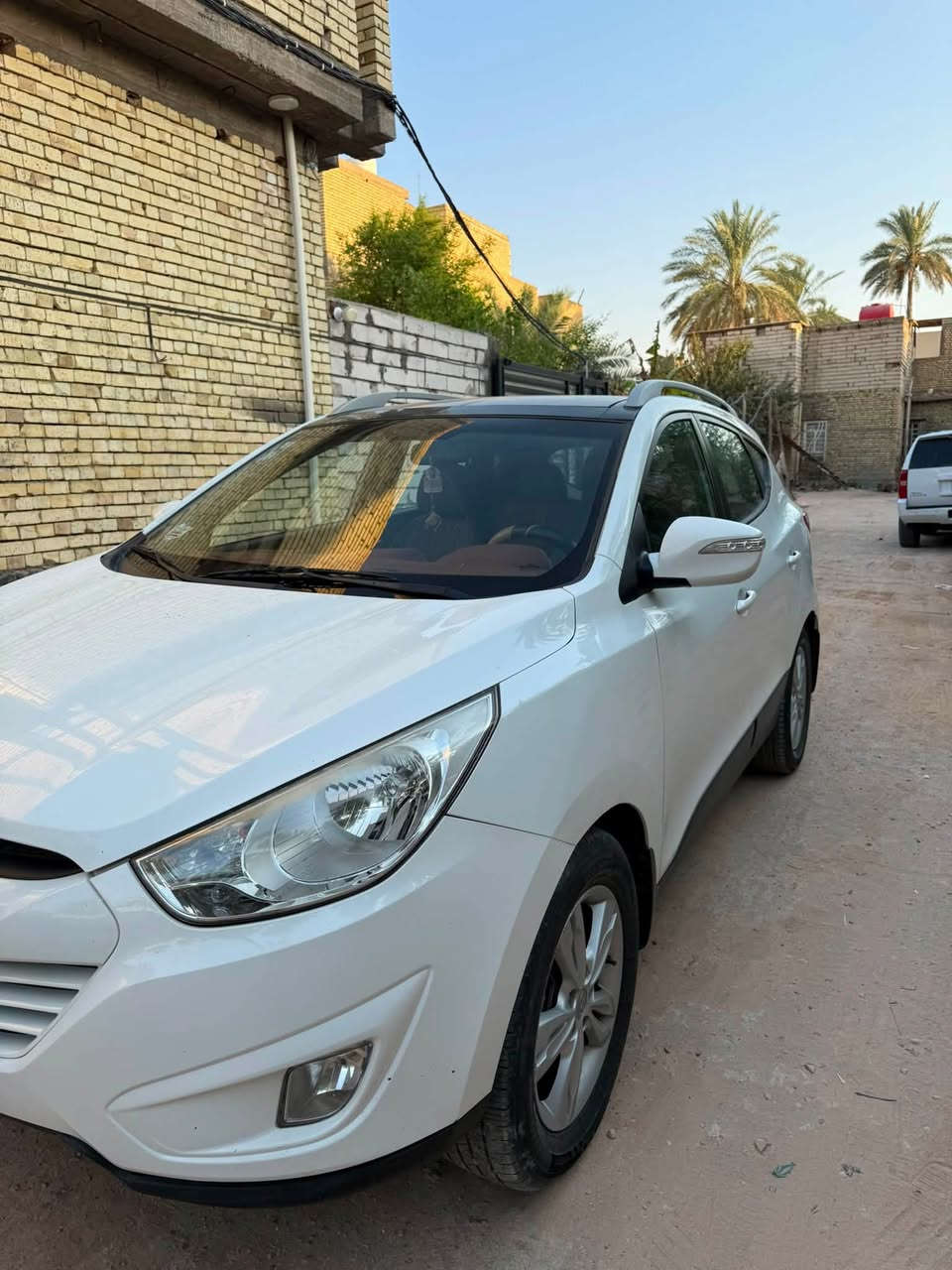 السلام عليكم 
توكسان ٢٠١٤خليجي بأسمي مكاني كربلاء  السعر١٢٥$ السيارة بيها الجاملغ الايمن والايسر طخات خفيفه السيارة  جاهزه وما نقصها كلشي للاستفسار الاتصال على الرقم***********
