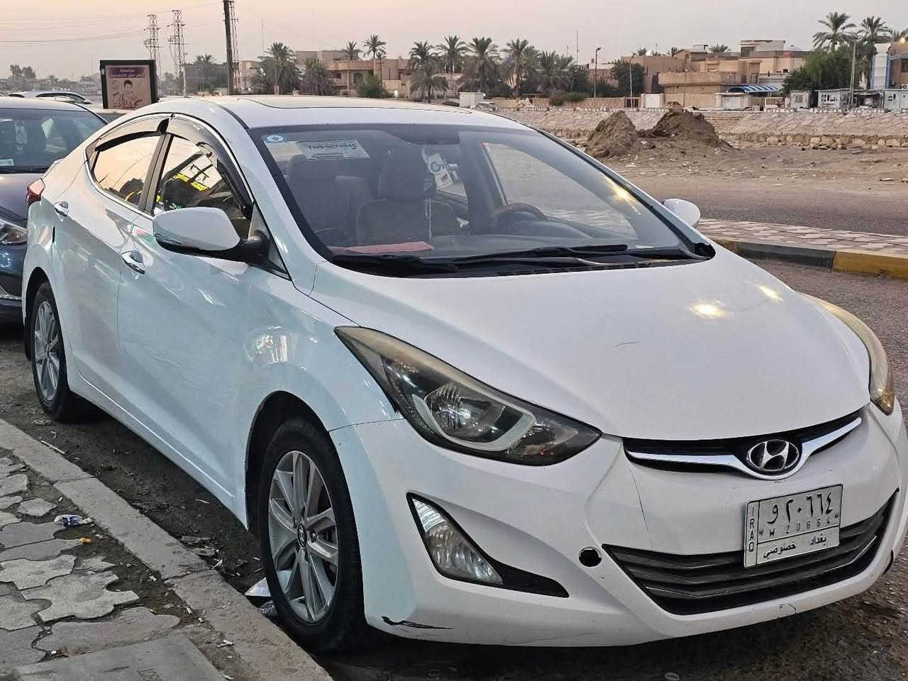 السلام عليكم
ألنترا موديل 2015 خليجي للبيع

محرك 1800

تحكم ستيرن

مري شفط

فتحة سقف

نظام إيكو

تبريد شغال

بيها بنيد صبغ و جاملغ خلفي وقبق جنطه صبغ 

بيهه تصليح حار و بارد

السيارة بإسمي 

رقم بغداد 

مامتواج عل فيس 

تصل وبيك خير ودلل

***********
