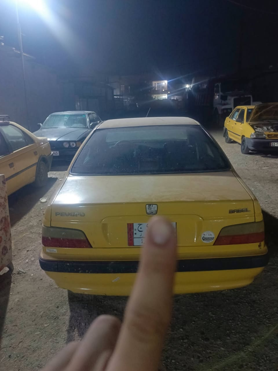 سلام عليكم 
بيجو بارص
موديل 15
كير مكينة تبريد خير من الله 
تخم تاير جديد 
تحويل ثاني يوم 
السعر 34وبيه مجال 
المكان البياع تقاطع درويش 
***********
