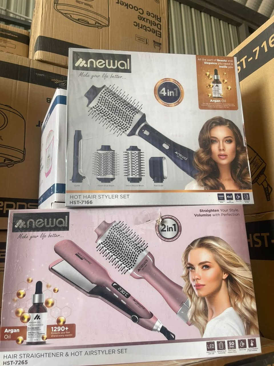 جمله فقط 
بصره تنومه
*********** عبدالله واتساب 
*********** عبدالله واتساب

نص مكتوب في الصور:
- HTR-7600 6000 RPM 3 Different Size Combs PROFESSIONAL BARBER DESIGN Powerful Motor Stainless Steel Blades Adjustable Cutting Lengths HAIR CLIPPER
- HTR-7301 Ceramic Blades Built-in LED Light PROFESSIONAL BARBER DESIGN 2 Different Adjustable Comb Size 60 mins Runtime Effective High RPM 600 mAh Lithium Battery IPX5 Water Resistant BEARD TRIMMER
- HTR-7300 6500 RPM Designed with barbers, perfected for your style! 4 Different Size Combs 3 6 9 12 PROFESSIONAL BARBER DESIGN 70 mins Runtime Stainless Steel Blades 600 mAh Lithium Battery BEARD TRIMMER
- HTR-7305 7000 RPM Designed with barbers, perfected for your style! 5 Different Size Combs 1 2 3 4 5 140 mins Runtime Stainless Steel Blades 600 mAh Li-ion Battery BEARD TRIMMER PROFESSIONAL BARBER DESIGN