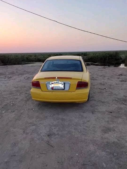 للبيع سوناتا وفود موديل 2002 محور مكينة وكير  كامري .رقم بغداد الماني مكاني ناصرية السعر 20بي مجال اتصل *********** بي واتساب

نص مكتوب في الصور:
- HAPPY DAY SUNNY