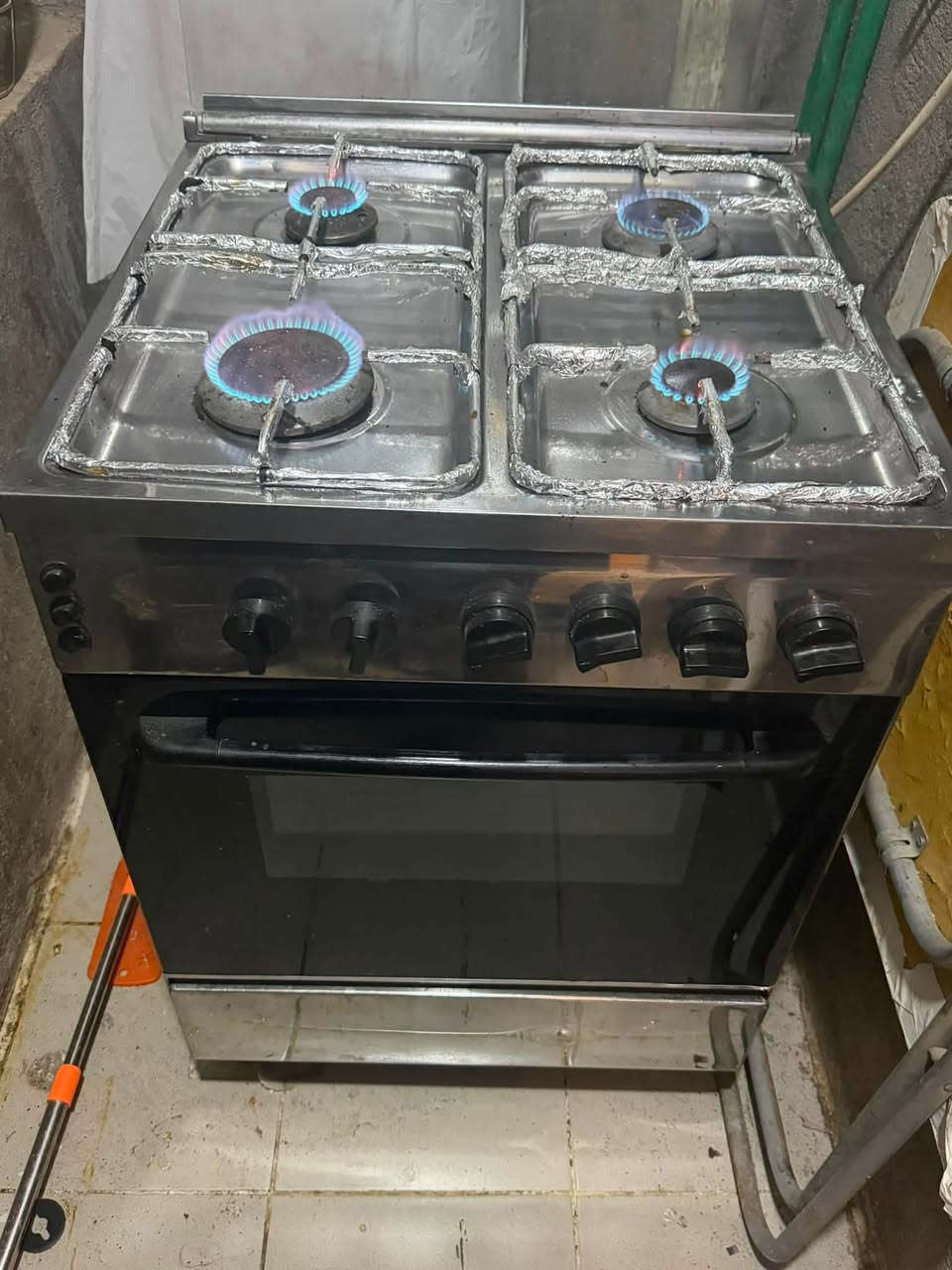 كاونتر 300 ميز طعام 75 الكاظميه ***********
