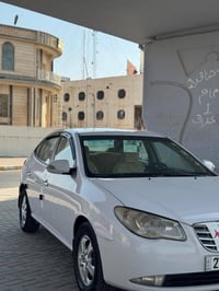 أنترا 2011 • محرك 1600 • كلين تايتل