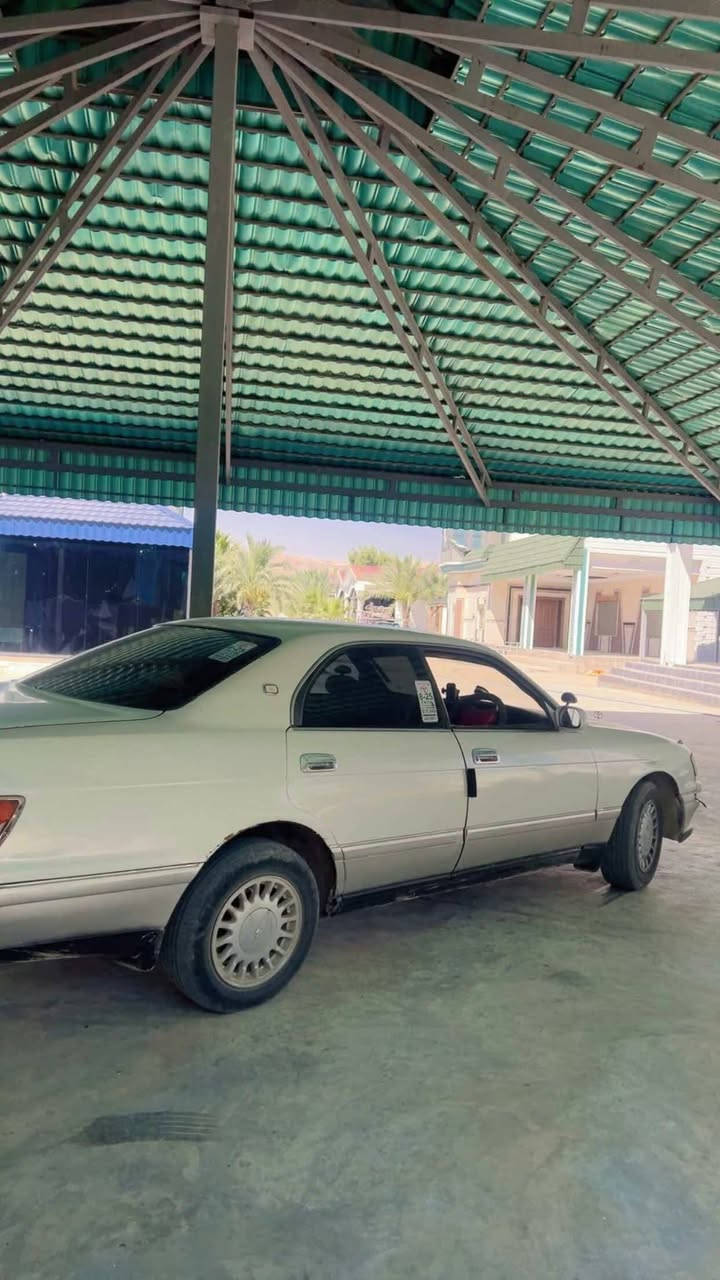 السلام عليكم
بطه يمنه البيع 
المحرك بي بدايت تبخر 
الكير شرط
صدر تواير نص عمر
تبريد شغال 
السعر 9
***********
