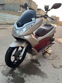 PCX • ١٥٠ • ٢٠٠٠٠