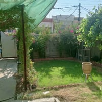بيت للبيع مساحه 200 متر  الموقع ابوعظام قريه الوفاء خلف السايلو  مجاور...