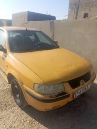 سياره سمند للبيع موديل ٢٠١١نضيفه وتخم تاير قبل شهر شادهن وحداديه جديده...