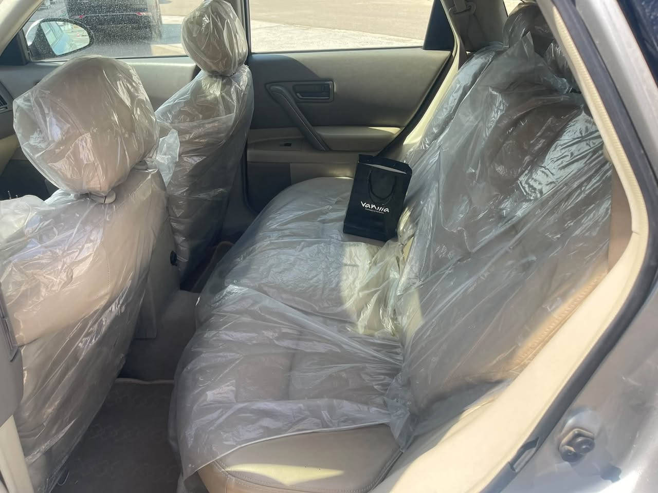 للبيع
Infiniti 2006 خليجي

مواصفات معروفه

سياره كلش نظيفه  ماشي164 الف km

غرفه جديده 

تخم تاير 

كهربائيات كلها شغاله مابيها جطل

كير ومكينه بشرط وبحاله ممتازه

تدفئه وتبريد  ممتاز

صدر امامي وخلفي ممتاز

هزه وسنويه جديده- سياره بأسمي

 بيها صبغ بونيد + حواف جاملغ اثر جرد فقط بدون فتح

وبدون حادث

 سعرها 77$ 

مكانها بغداد - الغزالية

***********
