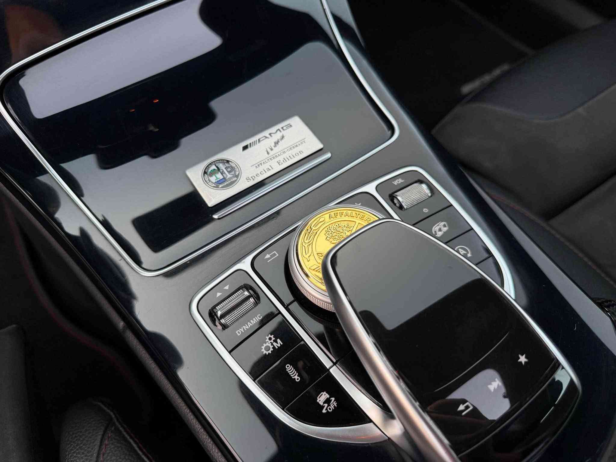 Mercedes C43 🚀 AMG - 4Matic
$18,400
بيع و مراوس 
2017 ماشي ٩٦ الف كيلومتر 
وارد الماني 🇩🇪
سيارة كلين فقت شبر عل وسط بنيد تقليم 

باقي دعامي ل دعامي بشرط مكفولة عامة مابي صبغ ولا تعديل 
سيارة نسخة رياضية AMG 
٦ سلندر BIT TURBO 
ديسكات AMG كبير بلاد 
داتاشو ، كاميرة 360 
بصمة ، بانوراما 
5 مود ، اكزوز بوابة بلاد ، دبلات كهربائية ، لايت دبل عدسة و ليد ……….
فحص و هزة و رقم جديد جاهزة 
سيارة علي وضع شريكة ستوك كلشي بلادي ✅ 
واتساب  0️⃣7️⃣5️⃣1️⃣8️⃣0️⃣8️⃣0️⃣1️⃣6️⃣7️⃣

سعر ١٨٤ و معاملة 
*********** أربيل, العراق
