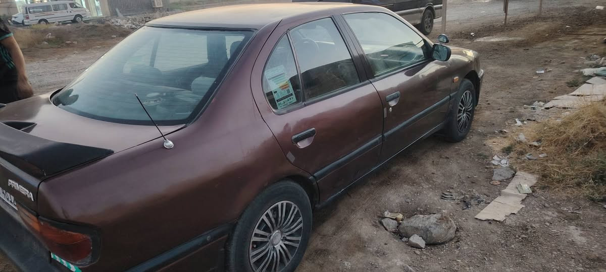 نيسان بريميره موديل 92 مصبوغه جماليه لا ضربه ولا تبديل كير محرك كفاله تخم تاير رقم دياله بسمي تحويل ثاني يوم  بيع او مراوس حسب القناعه السعر 30وبيهه مجال
***********
