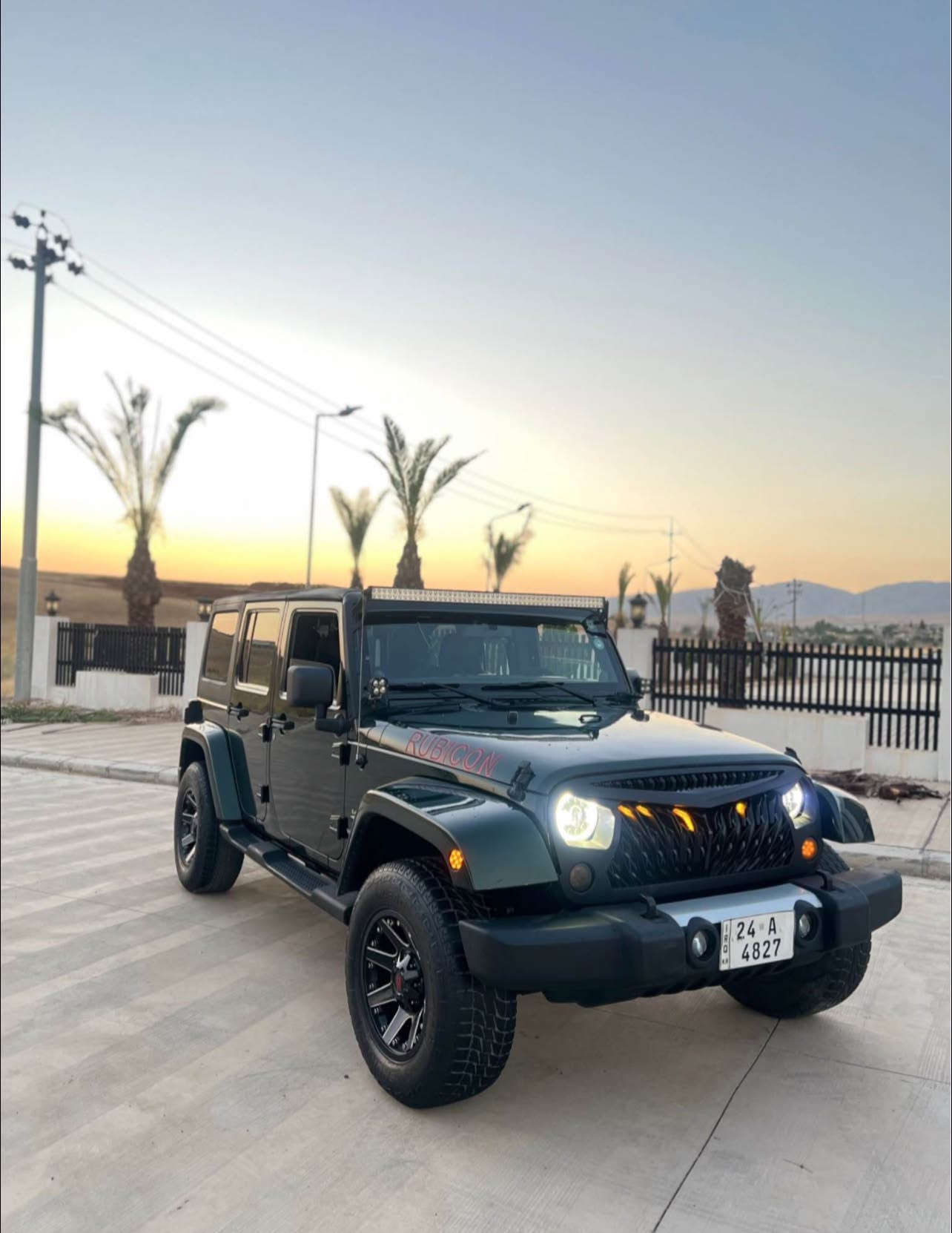 ٢٠١٢ • غاز وبنزين • ٢٣٠٠٠٠ كم