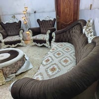 عندي تخم زان تركي عشر مقاعد ب٥٠٠ مكان المنصور الوشاش هذا رقمي 07705968...