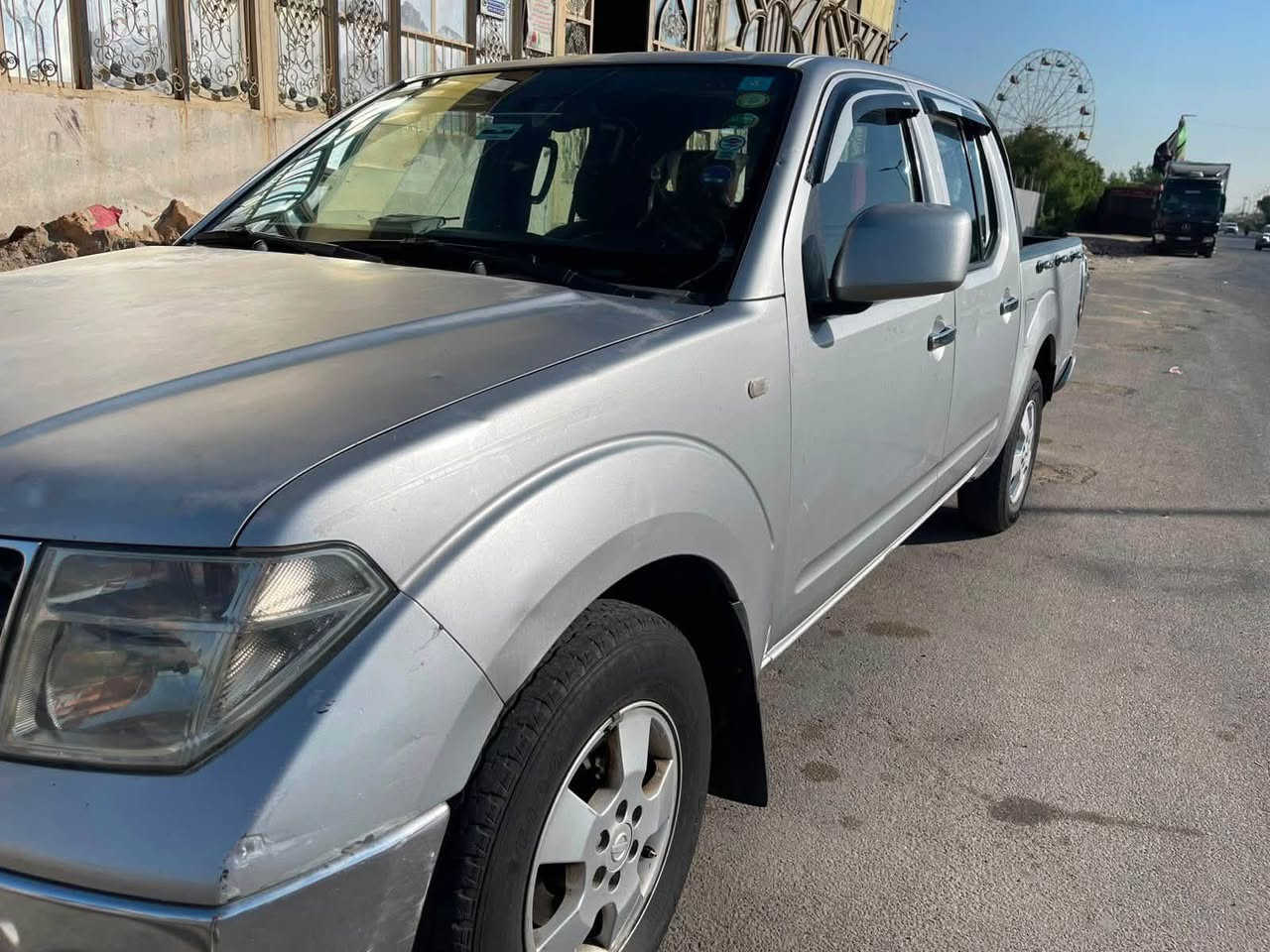 نيفارا 2009 للبيع
سياره مابيه صبغ بيه دخات موضحه بصوره ممصلحه على وضعهن 
صدر كله جديد من الالف الى الياء 
تبريد شغال كلج مروحه جديد ماكو حماوه مابيه كل نقص 
زوج تايرات جديد قبل يومين شادهن 
السعر 83 ورقه وبيه مجال 
العنوان:بغداد-الحبيبيه
***********
