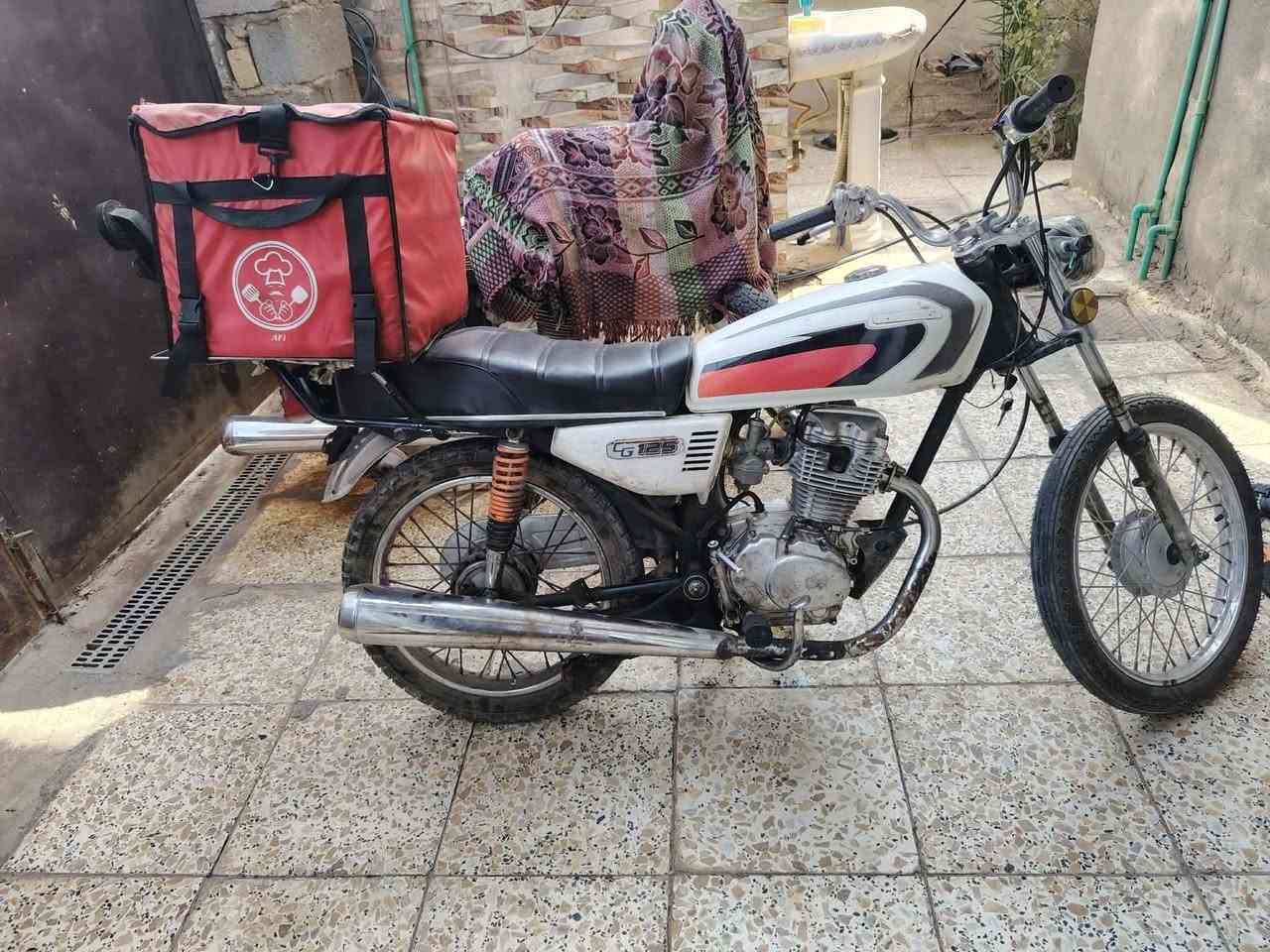 سلام عليكم
كل التفاصيل بل فيديو 

كربلاء قنطرة السلام 

 واتساب ***********

