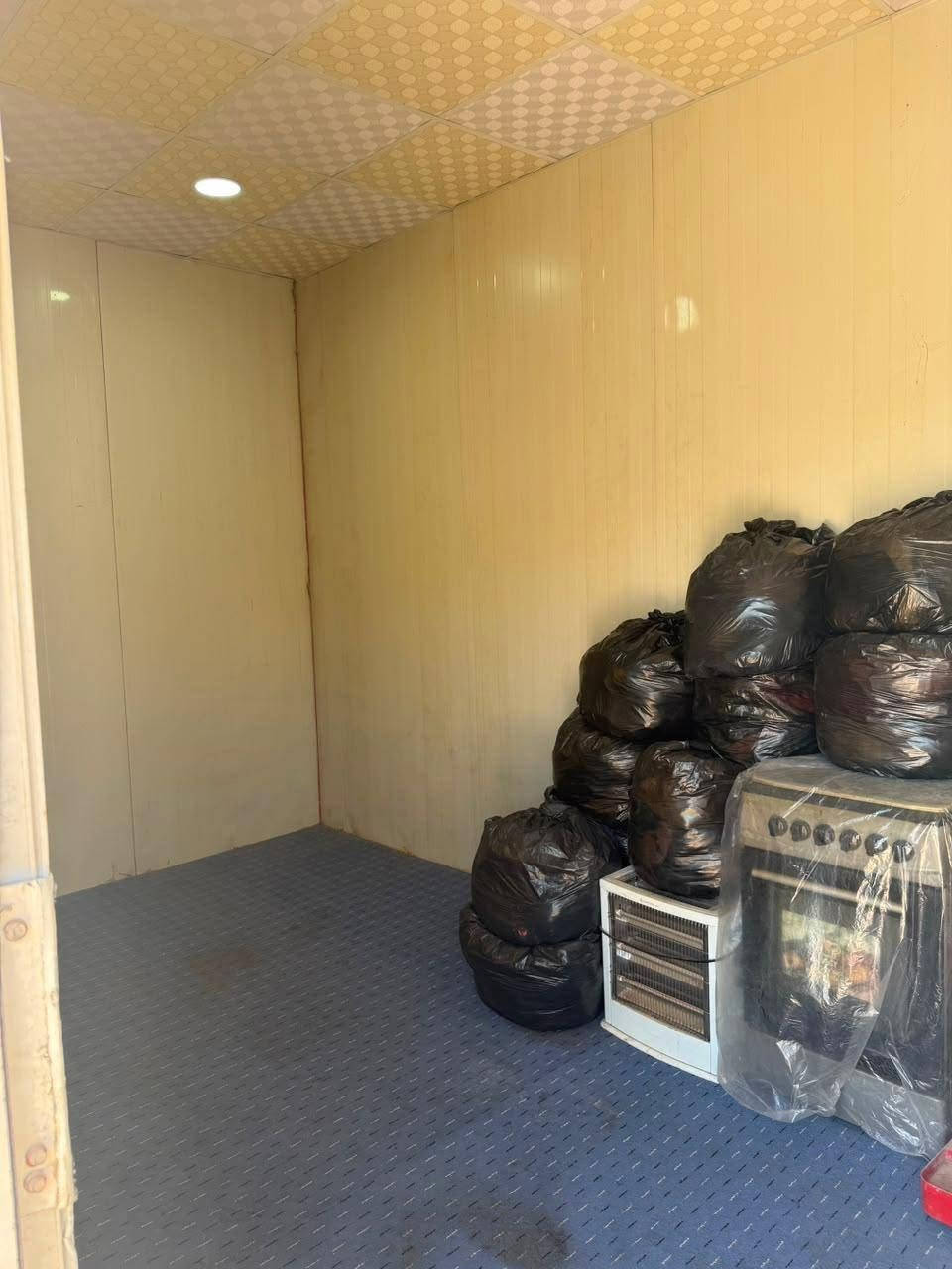 السلام عليكم كرفان 3 في 4 للبيع شغل جنايه تسكام درجه اولى
رقم الهاتف ***********
