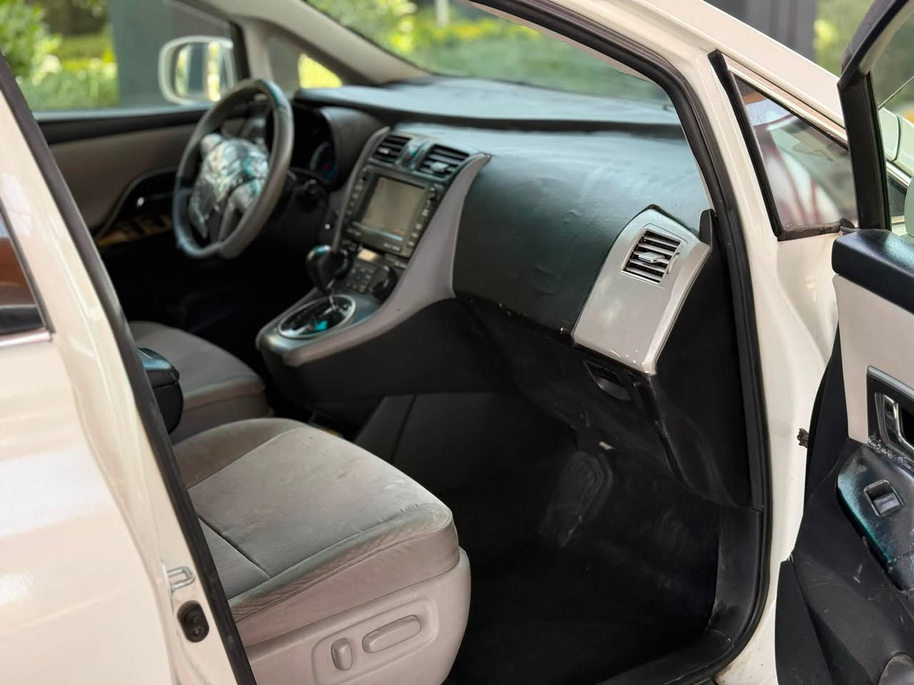 👑 TOYOTA mark (ساغ)  zio  👑
🔹 جۆری سەیارە: تۆیۆتا مارک  (2010)
🔹 مەکینە: کامری بیلاد
🔹 ڕەنگ: سپی  / فول سیاحی
✨ دیارترین مواسەفاتەکان:
▪️ ٣ ریز کوشن
▪️ شاشەی  + کامێرا
▪️ کوشن سیاحی
▪️  کۆدی هەیە سەیارەکە ساغە
📍 شوێن: سلێمانی

💰 نرخ: (٥٣)گەڵا ✅

تێبینی/ئاڵو گۆر دەکەم بە شاهینەو مەلیکەی موس لەسەر دڵگرتن

📞 بۆ پەیوەندیکردن:
📱 ئاسیاسێڵ: (***********)
📱 کۆڕەک: (***********) (واتسئەپ و ڤایبەری لەسەر )
