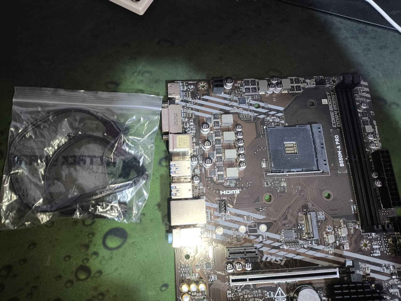 B550m_a_pro msi
استخدام اقل الاسبوع سعرها 175الف وبيهه مجال للشراي للتواصل ***********
