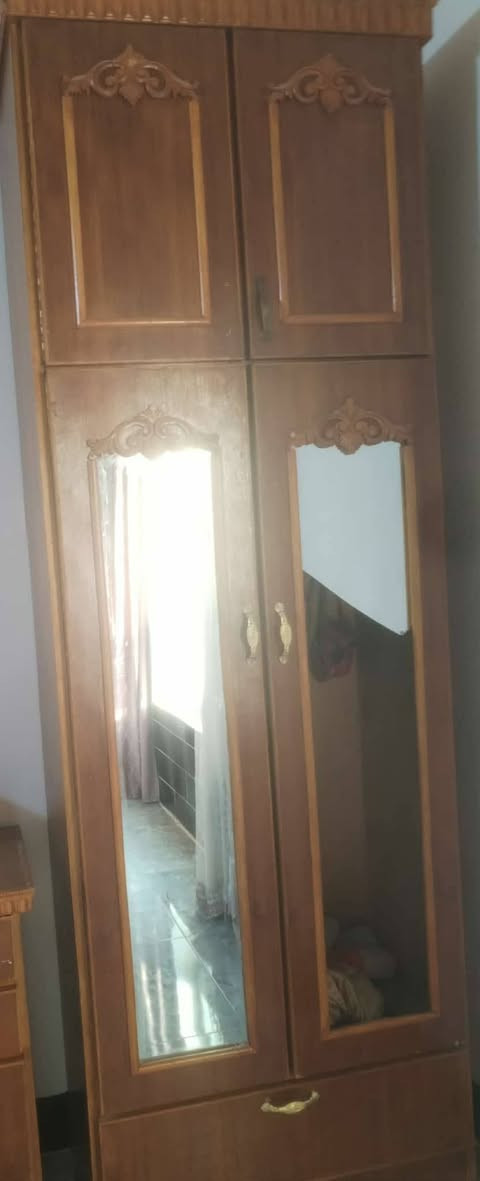 السلام عليكم
غرفه أخشاب للبيع السعر ٧٥٠ وبيها مجال
***********@
