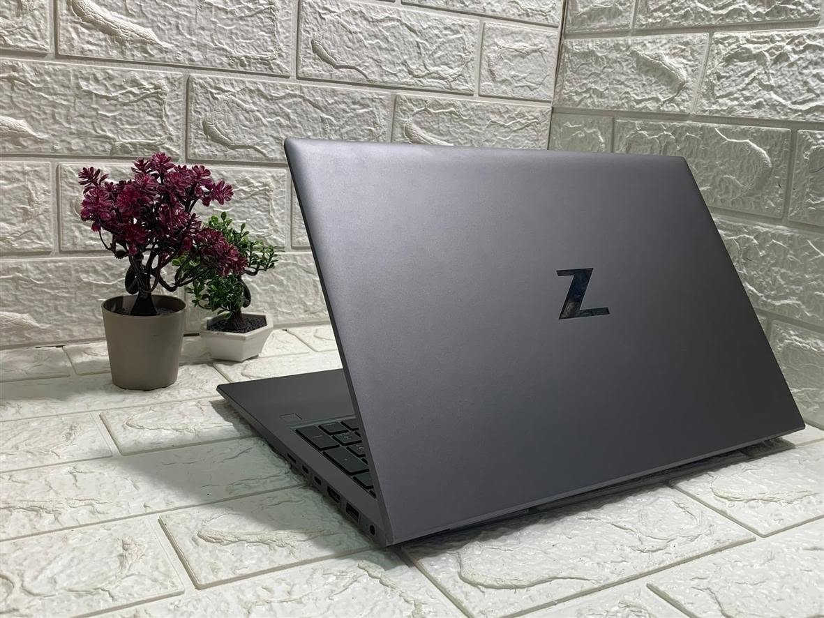 لابتوب الألعاب والبرامج القوية HP ZBOOK 15 FIREFLY G7 (شاشة لمس)

من أخف و أنحف أجهزة الـWorkstation (الهيكل معدني من الألمنيوم، متين وفخم جداً).

 

معالج قوي: كور 7 .. جيل 10 

رام: 16 كيكا DDR4 

هارد: 512 SSD نوع M2 (أسرع من SSD العادي إللي هو أصلاً سريع)

كارت شاشه داخلي  Intel UHD Graphics بحجم 8 كيكا 

كارت شاشه خارجي NVIDIA Quadro P520 بحجم 4 كيكا 

شاشة لمس 15.6 انج FHD 

فل كيبورد عربي انكليزي

منافذ كثيرة ومناسبة لكل الأعمال الاحترافية مع منفذين تايب سي ( ثندربولت )

#السعر 650 الف مع حقيبة و ماوس و ماوس باد 

مكاني بغداد العدل (توصيل #مجاني بكل العراق)

واتساب ***********

