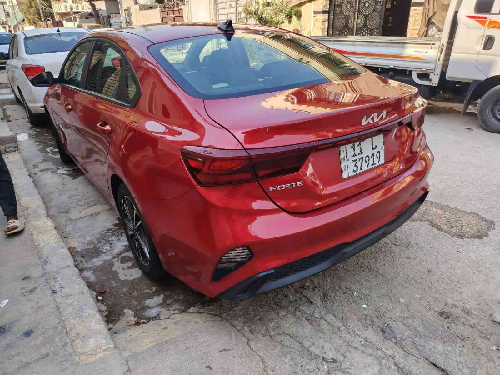 سلام عليكم فورتي 24     
ضر كما دعاميات مبدله هلال بارد فقط 
نص فول سيارة 
جلد مسويله
الون احمر دم. غزال 
سعر153بيه مجال 
سيارة بدون حادث  
*********** رقمي 
مكاني بغداد الدورة حي اسيا

