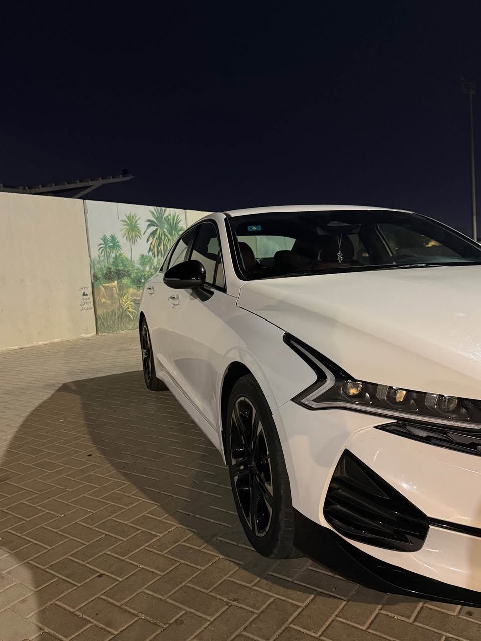 K5 
وارد امريكي حادثهه مدكر وبنيد بدون لالغد ولاشاصي 
فوووول عدا الفتحه 
GTline
حداده 
تخم تاير
تبريدهه ثلج 
دواخل احمر المرغوب 
رادار امامي خلفي
رادار جانبي
رقم بصره حره بأسمي 
السعر 188وبيهه مجال 
*********** البصرة, العراق
