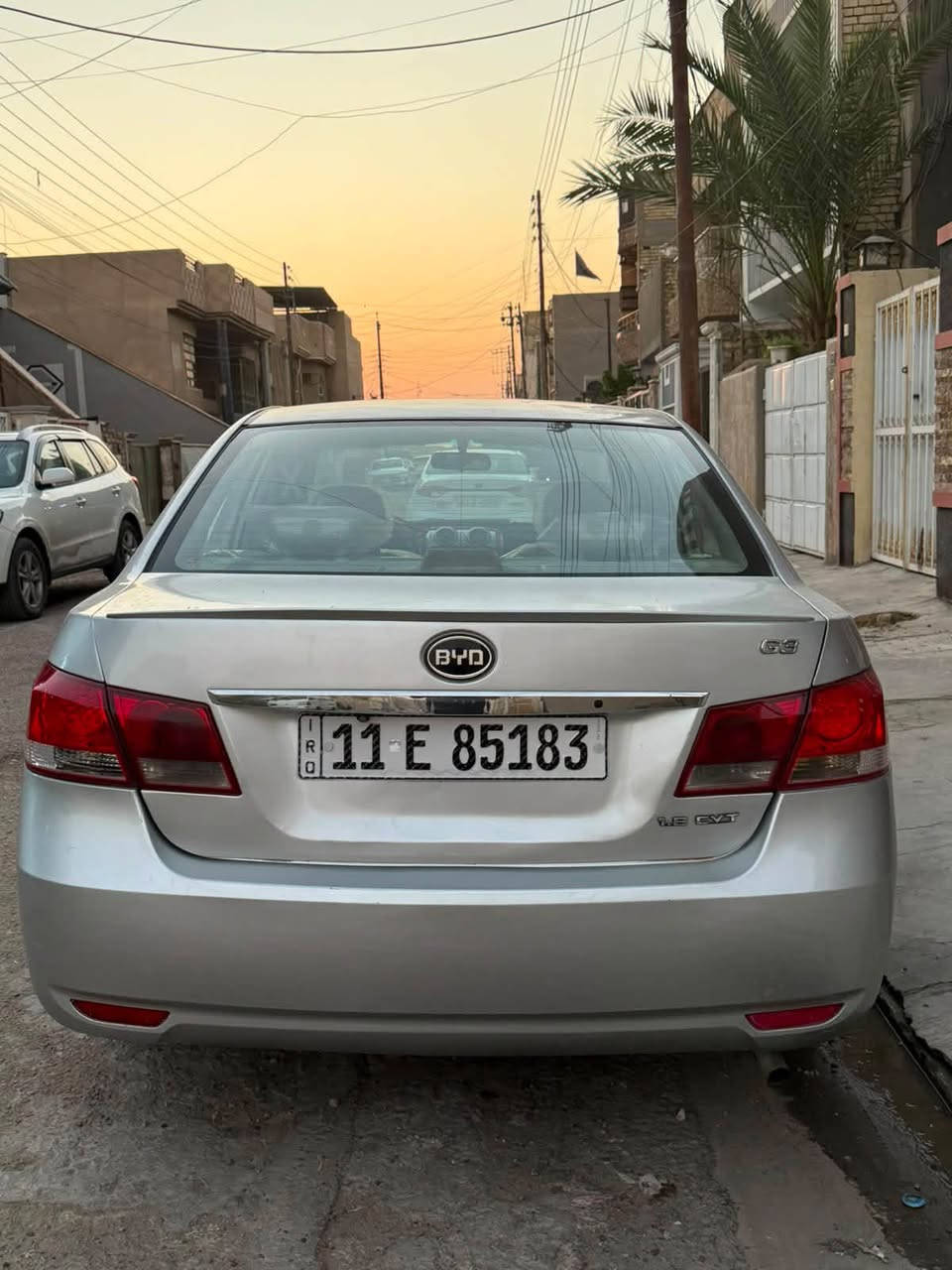 BYD G3
موديل ٢٠١٣ 
كير و محرك خير من الله 
السياره مابيه نفص و نضيفه كلش 
بيهه قطعتين صبغ فقط 
بدون ضربه 
بصمه فتحت سقف تحكمات ستيرن 
سعره ٥٣ و بيهه مجال ل شراي 
***********  للتواصل 
السياره ب اسمي تحويل ثاني يوم
