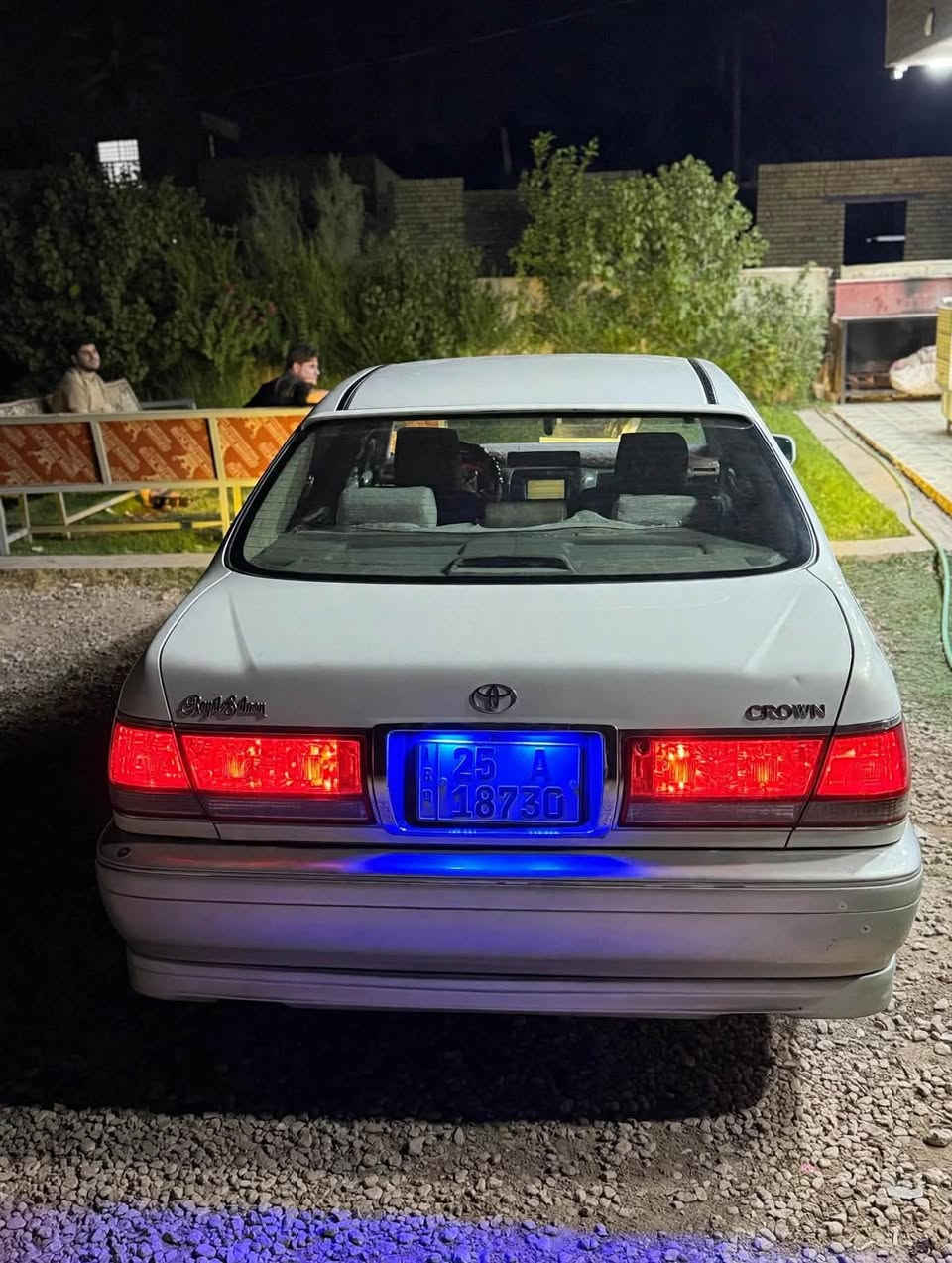 ٢٠٠٣ • رويال سالون • نظيفه