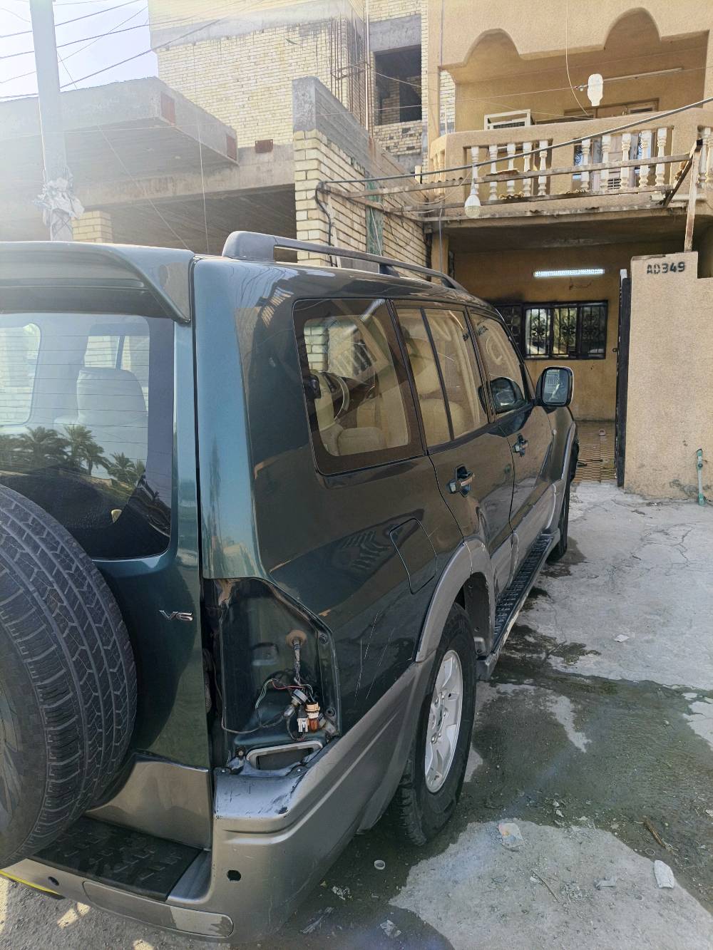 باجيرو ٢٠٠٦
رقم بغداد  باسمنه تحويل ثاني يوم
مكينه ٣٥٠٠ قبل شهر شدينها يم مركز بغداد الي بل بياع
كير مكينه مكفول
تبريد ٣ قطع شغال
كهربائيات كله شغاله 
اناره ترحيب 
ترايك وين مايعجبك سياره حلوه 
نقص السياره فقط بكلايتات خلفيه 
ودبلات اماميه الباقي كله جديد 
ملاحضه البكلايتات والدبلات ينزل حسابهن من سعر سياره
السعر ٧٨ وبيها مجال حك الجيه 
مكاني بغداد البياع 
***********