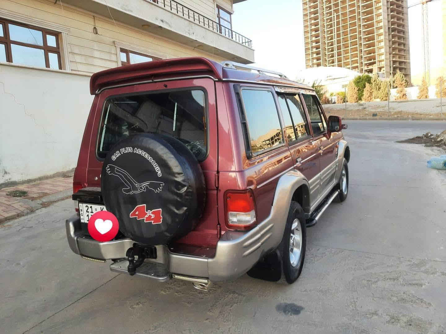 للبيع:  (Galloper) - موديل 2000
​الموديل: 2000 (تحويل أصلي).
​ناقل الحركة : أوتوماتيك.
​الرقم والأوراق: رقم السليمانية، السنوية باسمي الشخصي، والأوراق والرقم والفحص والسنوية كلها جديدة وجاهزة.
​الحالة العامة: سيارة نظيفة جداً وبحالة ممتازة، لا تعاني من أي مشاكل ميكانيكية أو فنية، والإطارات جديدة تماماً.
​الموقع: السليمانية.
​المبلغ  72 ورقة ($7,200) مع مجال للمعاملة والسعر قابل للتفاوض.
‌***********
