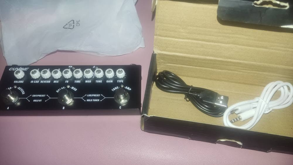 للبيع جهاز  effects pedal CUBE BABY مال M-VAVE جديد ماستخدم اشتريته وما گدرت استخدمه (ماعندي گيتار 😅) بيه ريفيرب وديلي وتيونر وامب سميوليتر وهيج اشياء يشتغل بطارية 

عنوان بغداد
تواصل ***********
يوجد توصيل
السعر حسب تقييمكم ما شايف هيج قطعه بل عراق بغداد, العراق
