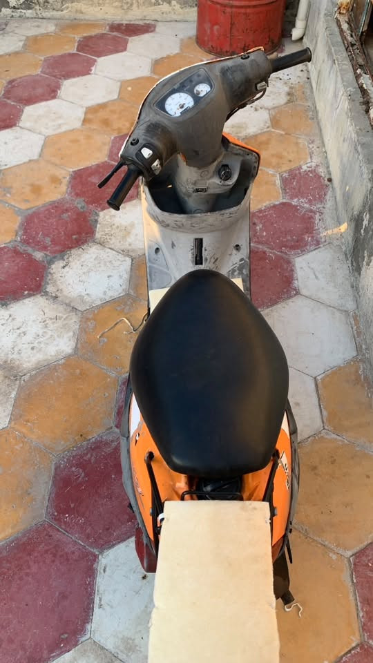 للبيع بيجي مفتوحه مره وحده كص خرسه اكسن اخرس مكينه نضيفه كلش سلف جديد عوزه بس باتري شرط سعره 250 مكاني سماوه عد المعالي مامتواجد انترنيت مخابره ع رقم ***********
